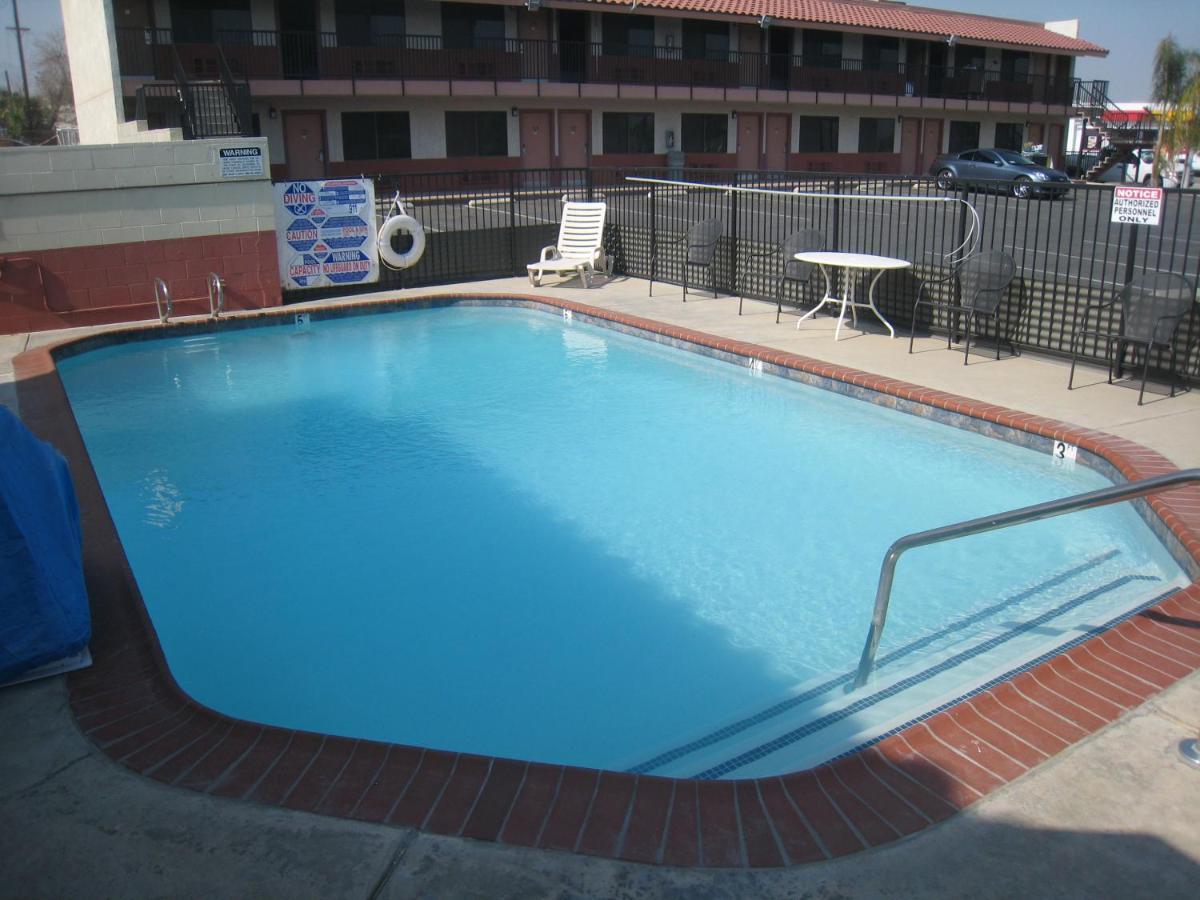 Motel 8 Maricopa Exterior foto